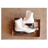 Pair of Ladies Aerflyte Figure Skates