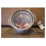 Deep Fryer Pot w/ Basket Strainer & Handle