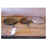 2 Cast Iron Fry Pans
