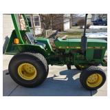 1986 John Deere 750 Tractor