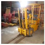 Baker Fork Lift - 2000# - Hard Wheel