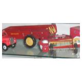 Toy New Holland Manure Spreader & Hay Rake