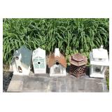 Group of 3 birdhouses, 2 lanterns