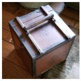 Wood Box with lid and handle