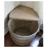Wood Bucket with lid