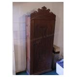 Primitive Blind-front Jelly Cupboard