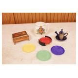 Souvnier figurines & small items