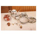 Tea Pots, Cups & Thimbles