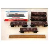 Group of HO Scale Railroad Cars