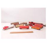 Assorted HO Scale Crate & passenger train 12pc