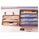 Group of 9 HO Kit Train Cars / Parts