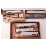 Group of 8 HO Scale Train Cars / Parts