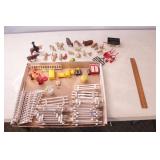Mostly Plastic Farm acessories