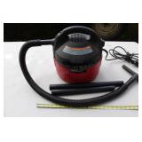 Craftsman Clean & Carry 2 gal Vacuum