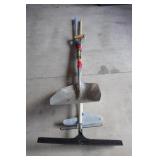 3pc Scoop Shovel, Squeegie & Asphalt Scraper