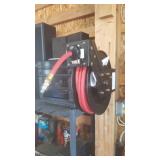 Central Pneumatic Auto Retracting Air Hose Reel