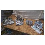 4 Pc Christmas Decor