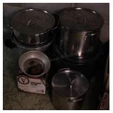 Large Canners & Stock Pots