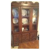 1 Piece China Cabinet