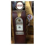 Quartz gas pump clock