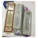 3 Advertising thermometers