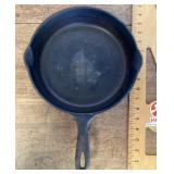 Wagner Ware cast iron skillet