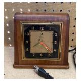 Telechron wood case electric clock