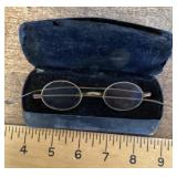 Vintage spectacles in case