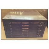 6-drawer metal cabinet with watch crystals