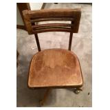 Vintage swivel desk chair Vintage swivel desk chair