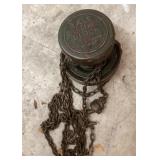 Yale spur geared block chain hoist Yale spur geared block chain hoist