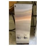 Sanitary napkin dispenser Sanitary napkin dispenser