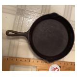 Cast iron skillet Cast iron skillet