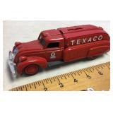 Ertl Texaco fire truck bank