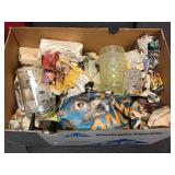 2 boxes of glassware