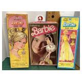 Barbie paper dolls and dress-up set