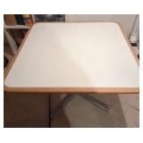 48' dinette table 48' dinette table