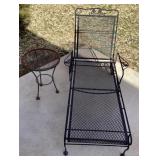 Metal mesh patio lounge chair & table Metal mesh patio lounge chair & table
