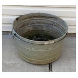 2 galvanized tubs 2 galvanized tubs