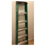 6' Werner fiberglass step ladder 6' Werner fiberglass step ladder