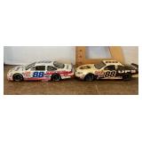 2 Dale Jarrett race cars 1:24