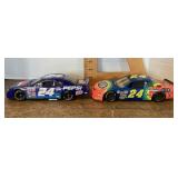 2 Jeff Gordon race cars 1:24