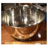 Stainless steel bowl