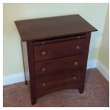 Kincaid 3-drawer nightstand