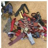 Large lot of menï¿½s ties
