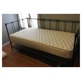 Daybed with trundle