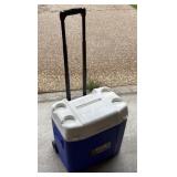 Igloo wheeled 43-can cooler