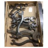Flat of early curved wrenches
