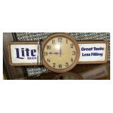 Lighted Lite Beer clock