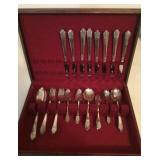 Rogers silverplate flatware in box "Precious"